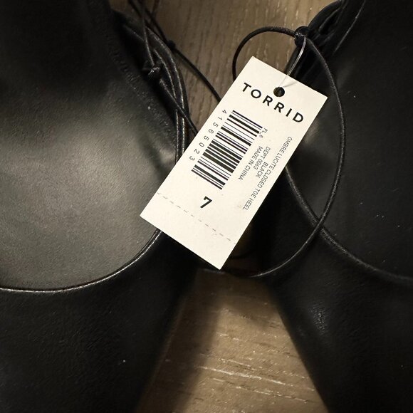 NWT Lucite Closed Toe Heel (WW) - Picture 5 of 5